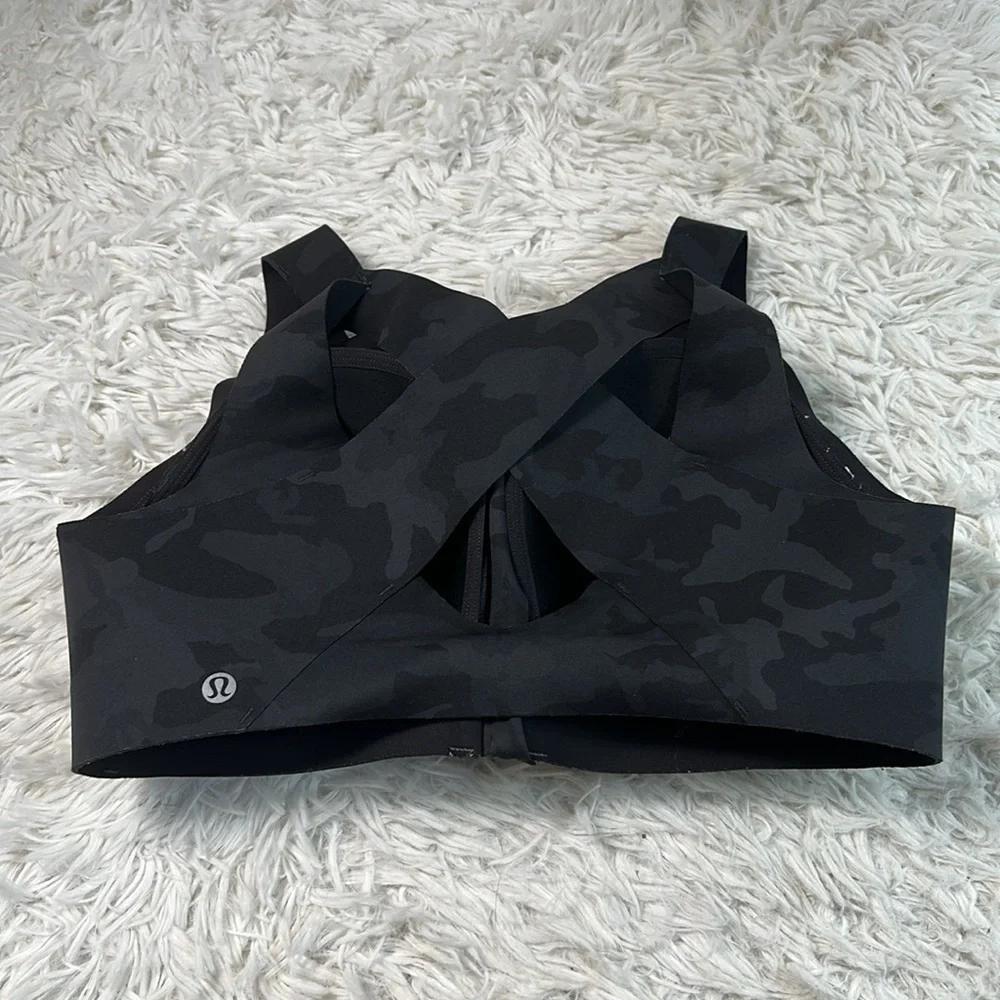 Lululemon Enlite Bra *Zip Front Incognito Camo Multi Grey